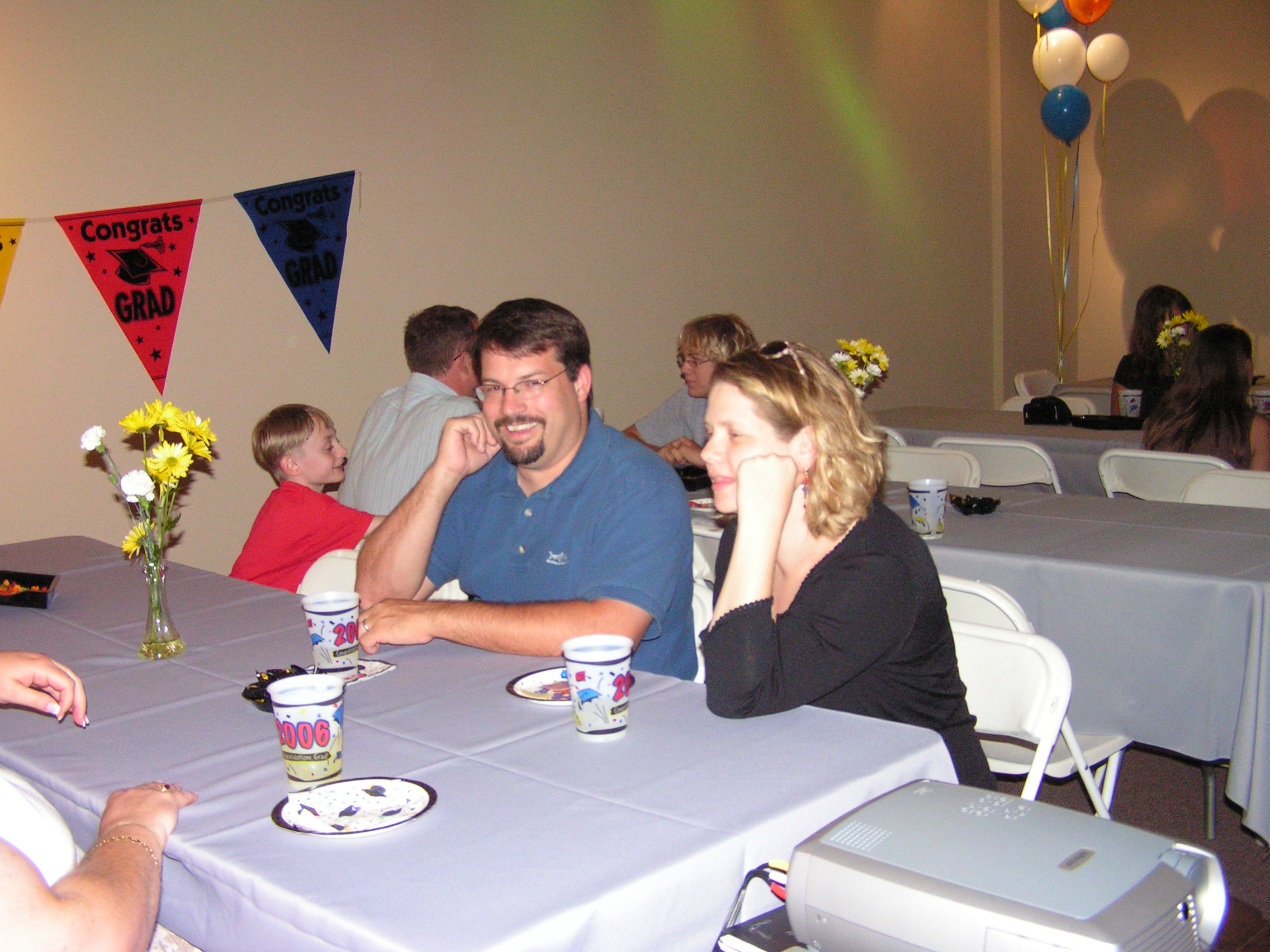 ./2006/Monica's Graduation/graduation party0028.JPG